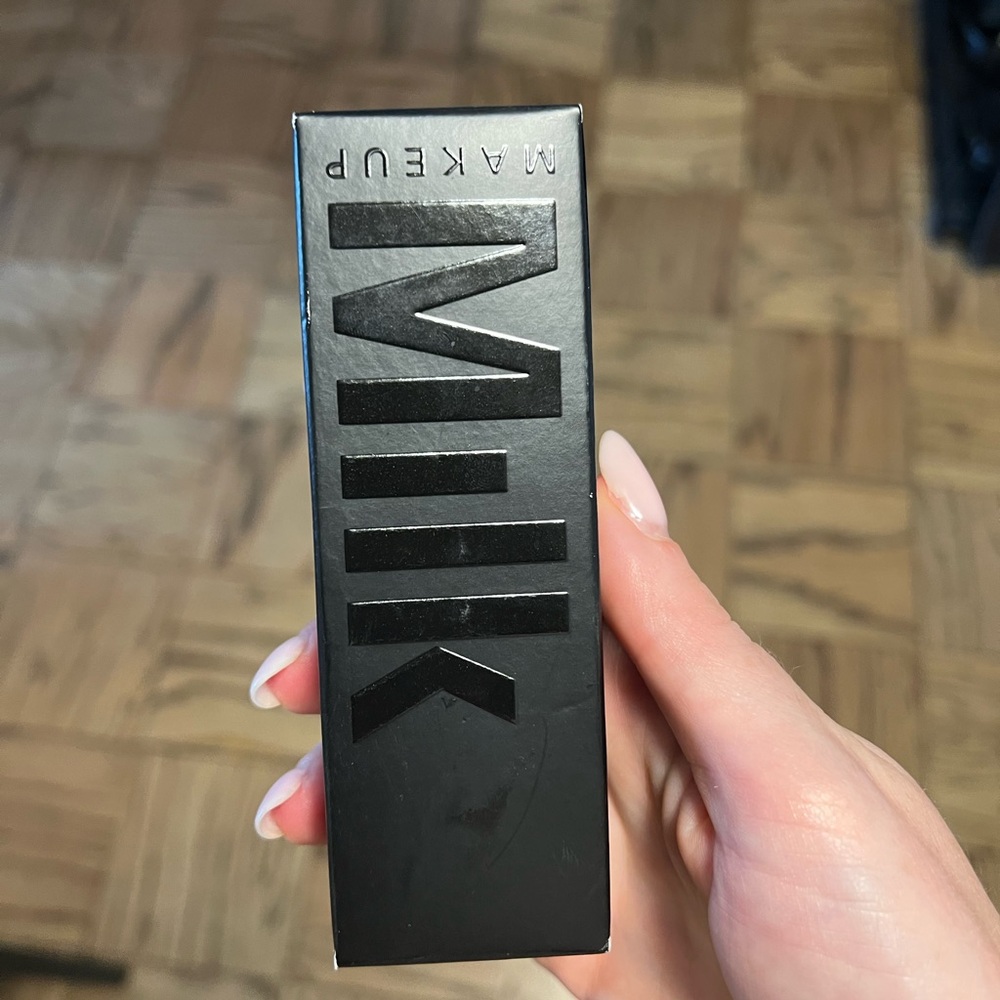 Milk - pore eclipse matte setting spray (85ml)